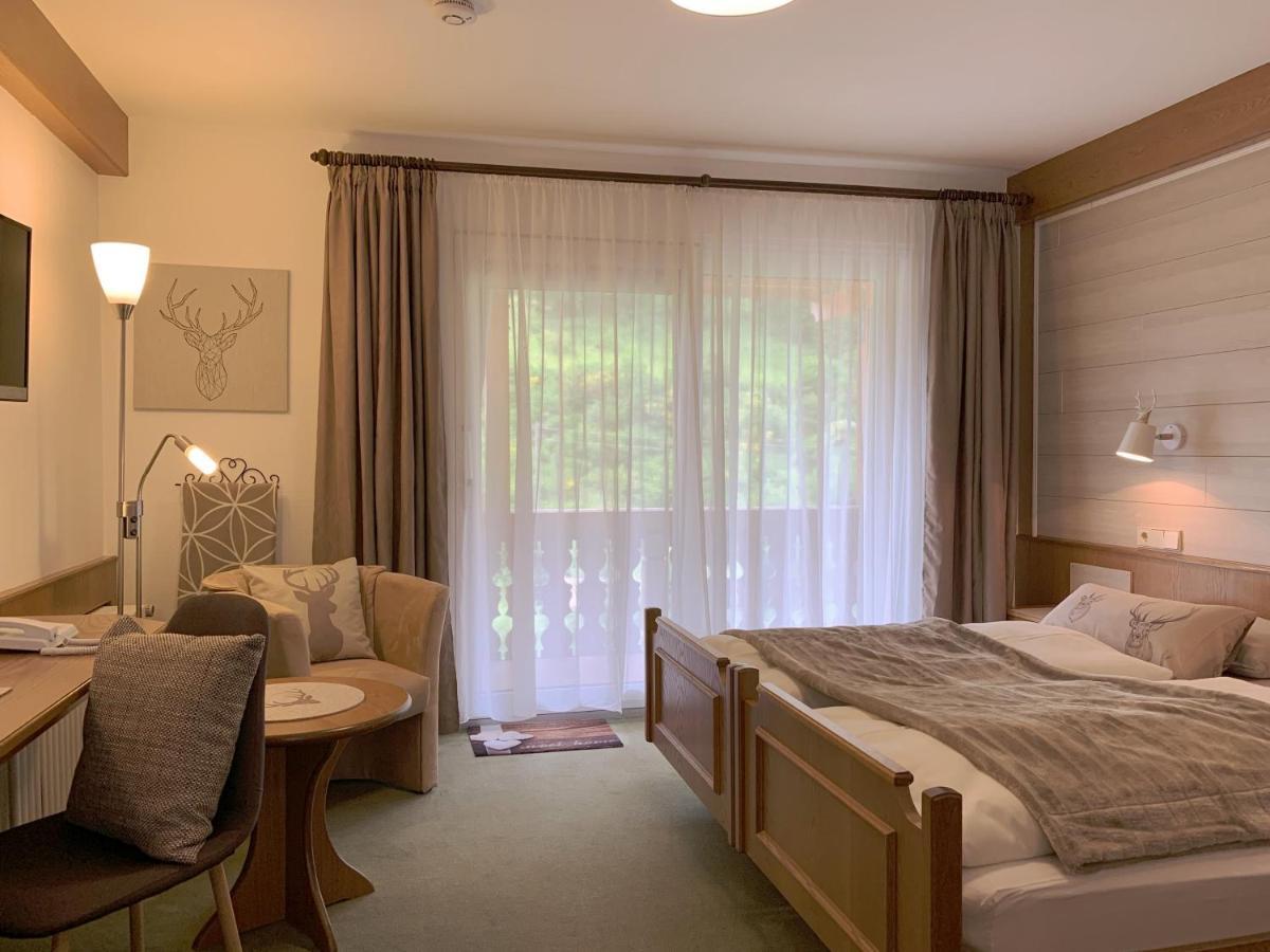 Landhotel Untere Kapfenhardter Muehle Unterreichenbach Екстер'єр фото