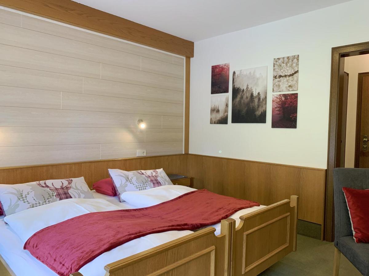 Landhotel Untere Kapfenhardter Muehle Unterreichenbach Екстер'єр фото