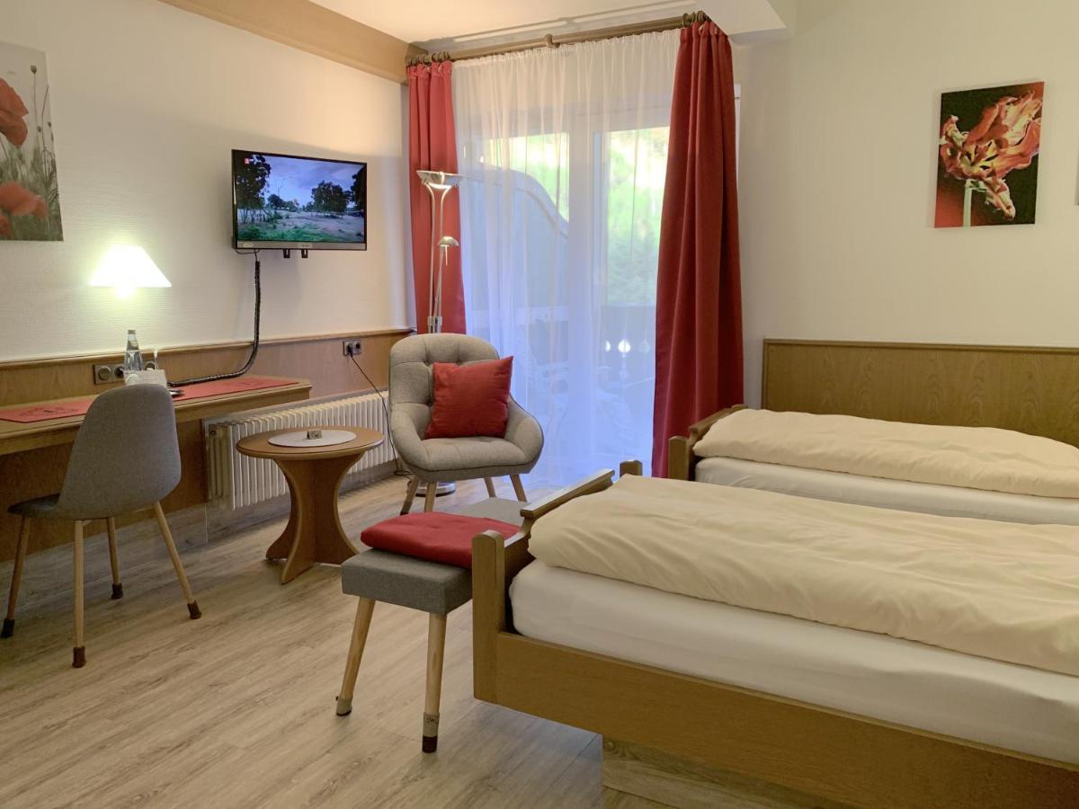 Landhotel Untere Kapfenhardter Muehle Unterreichenbach Екстер'єр фото