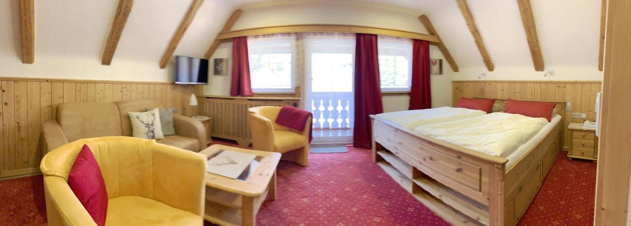 Landhotel Untere Kapfenhardter Muehle Unterreichenbach Екстер'єр фото