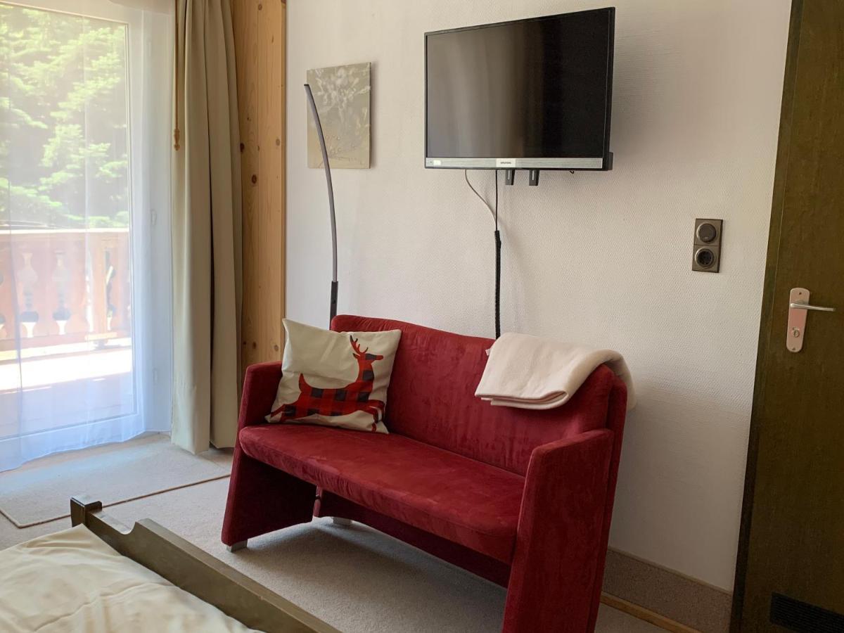 Landhotel Untere Kapfenhardter Muehle Unterreichenbach Екстер'єр фото