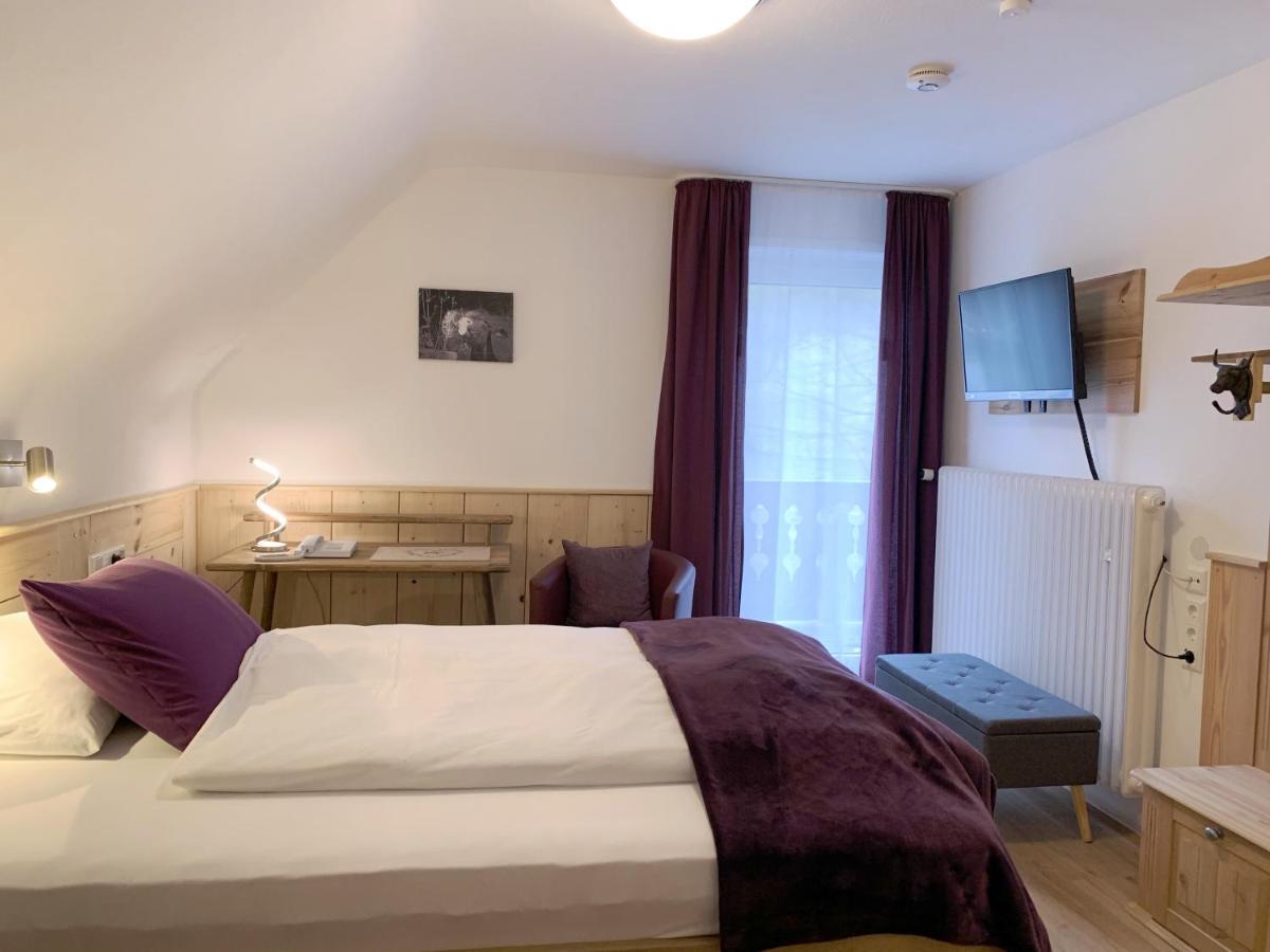 Landhotel Untere Kapfenhardter Muehle Unterreichenbach Екстер'єр фото