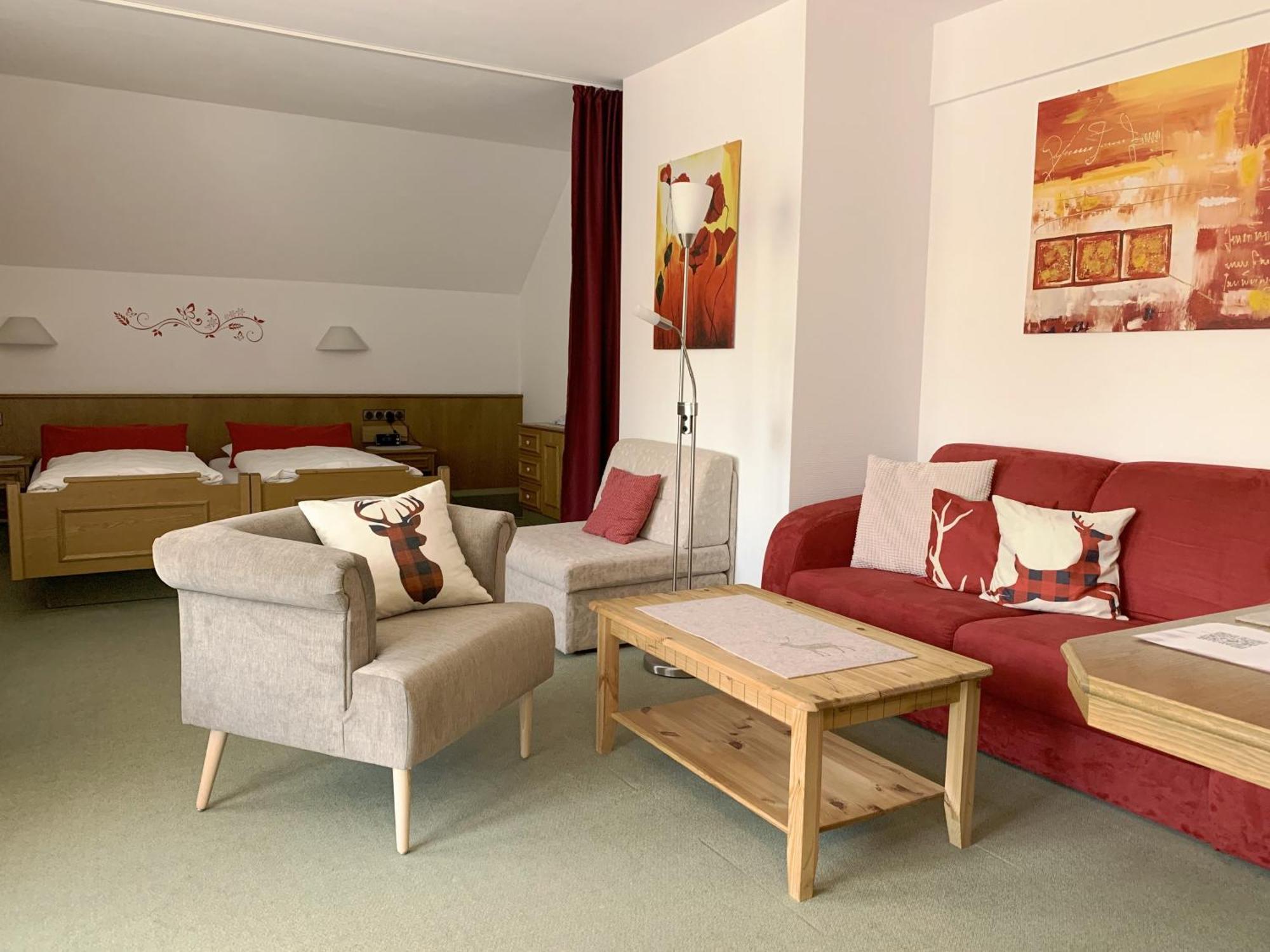 Landhotel Untere Kapfenhardter Muehle Unterreichenbach Екстер'єр фото