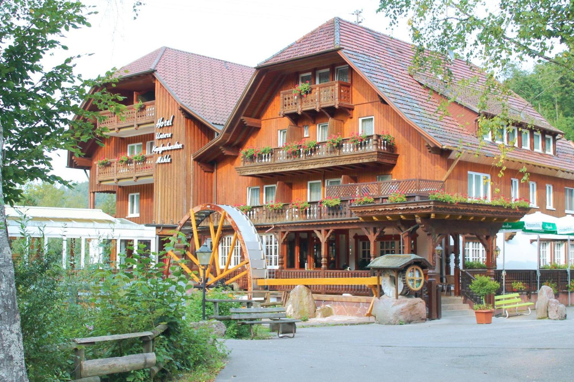 Landhotel Untere Kapfenhardter Muehle Unterreichenbach Екстер'єр фото