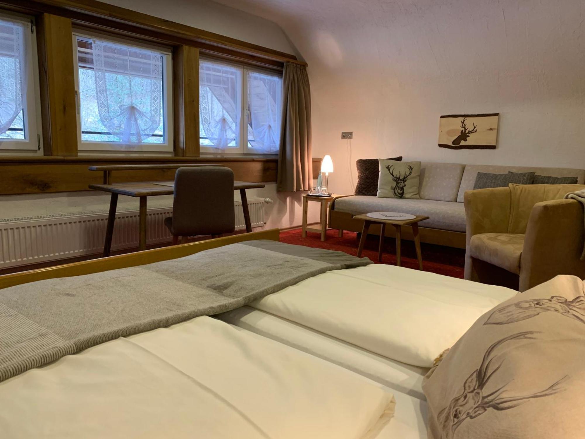 Landhotel Untere Kapfenhardter Muehle Unterreichenbach Екстер'єр фото