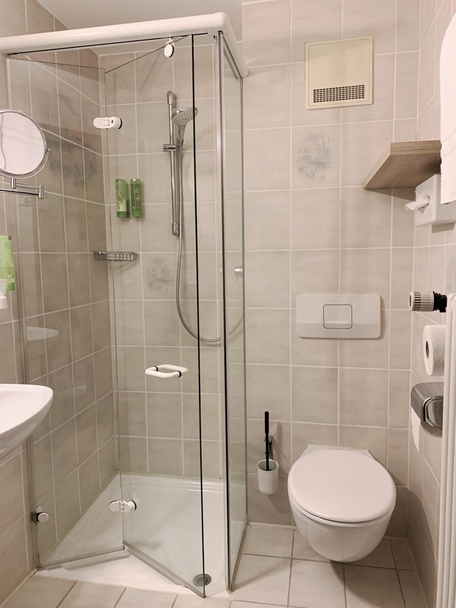 Landhotel Untere Kapfenhardter Muehle Unterreichenbach Екстер'єр фото
